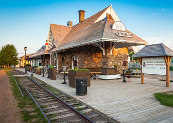 ケンジントン駅